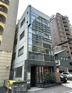 スタメン泉の外観