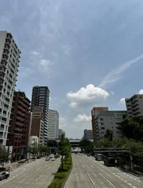 泉ファーストスクエアの外観