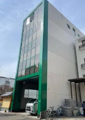 エイテックイズミの外観