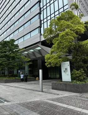 名古屋ルーセントタワーの外観