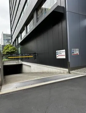 名古屋ルーセントタワーの外観