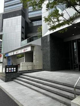 名駅ダイヤメイテツの外観