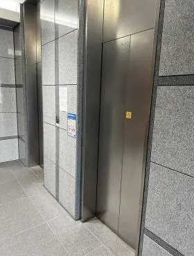 合人社名駅３の外観