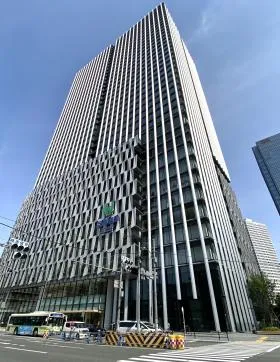 大阪梅田ツインタワーズ・サウスの外観