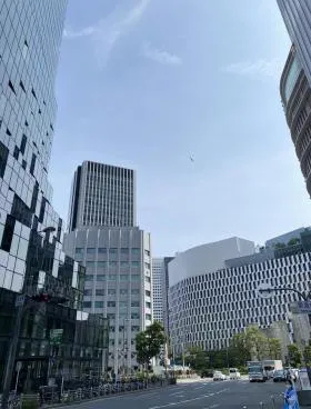 大阪富国生命の外観