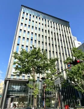 あいおいニッセイ同和損保御堂筋の外観