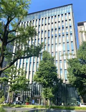 あいおいニッセイ同和損保御堂筋の外観