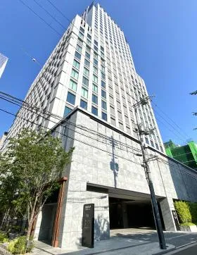 オービック御堂筋の外観