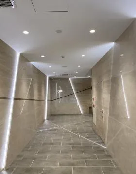 ステラ淀屋橋の外観