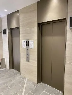 ステラ淀屋橋の外観