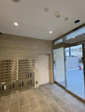 ステラ淀屋橋の外観