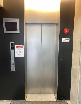 堺筋ウエストプレイスの外観