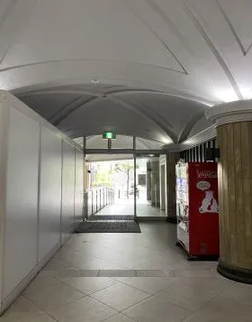 アソルティ本町の外観