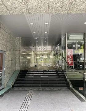 山口興産の外観