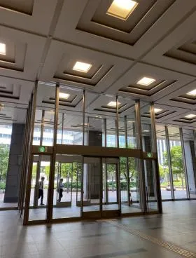 ニッセイ新大阪の外観
