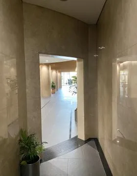 アクロス新大阪の外観