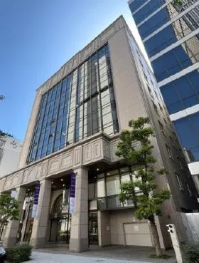 神戸旧居留地平和の外観