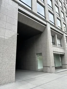 K’S五番町ビルの外観