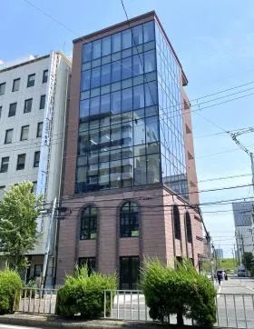 クレアシオン新大阪の外観