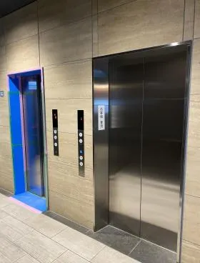 名駅太閤通口の外観