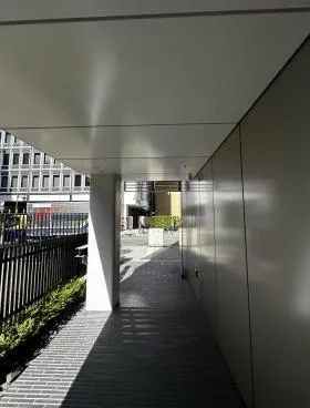 伏見フロントの外観