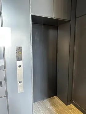ＡＧ　ＳＡＫＡＥ(エージーサカエ)の外観
