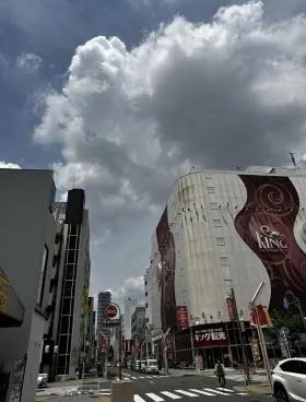 ＡＧ　ＳＡＫＡＥ(エージーサカエ)の外観