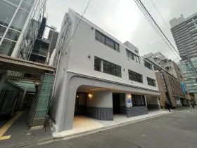 The corner 水道橋ビルの外観