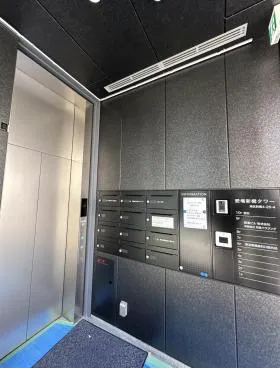 愛場新橋タワーの外観