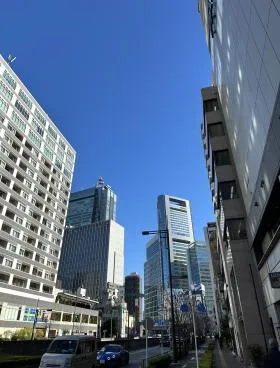 愛場新橋タワーの外観