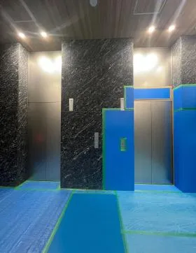 西新宿ビジネスキューブの外観