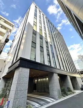 西新宿ビジネスキューブの外観