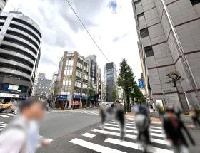 横断歩道を通過する