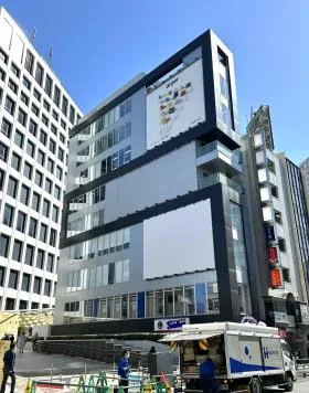 H・T・神宮外苑ビルの外観
