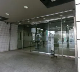 日本生命千葉駅前ビルの外観