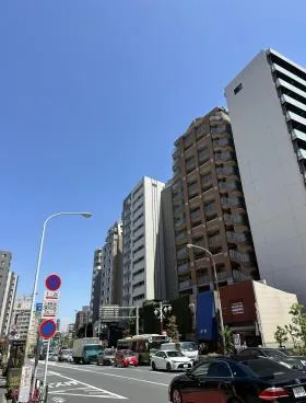 センテニアルタワービルの外観
