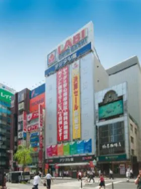 新橋駅前MTRビルの外観