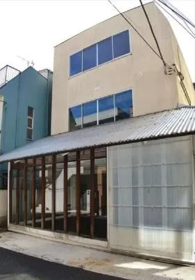 神宮前建物ビルの外観
