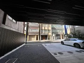 CIRCLES新橋の外観