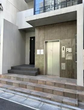 Ray Quon EBISU Ⅰビルの外観