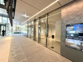 赤坂グリーンクロスの外観
