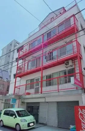 寿町ビルの外観