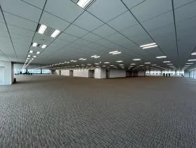 豊洲セイルパークビルの外観