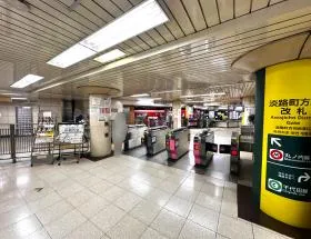 淡路町駅