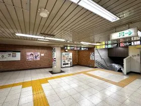 淡路町駅