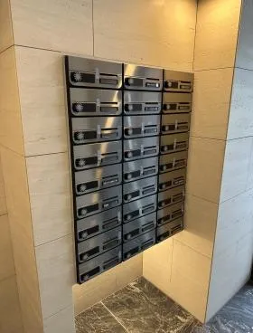 秋葉原STNフロントの外観