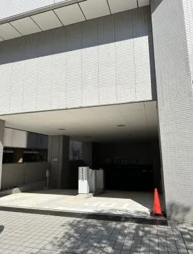 あずさセンタービルの外観