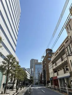 あずさセンタービルの外観