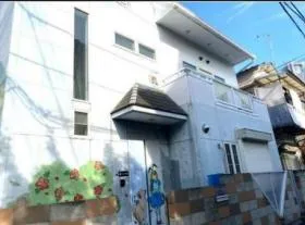 西新宿4丁目戸建てビルの外観