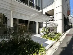 NEWS X 平河町の外観
